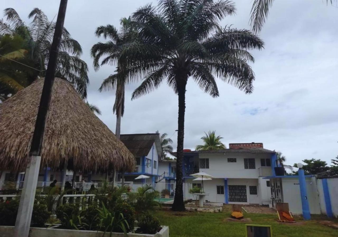 Hotel Villa De Rauzan Melgar Exterior foto